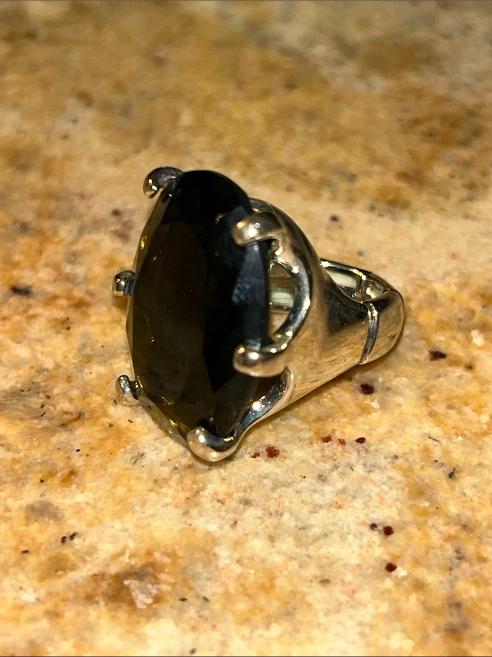 N/A bold oval